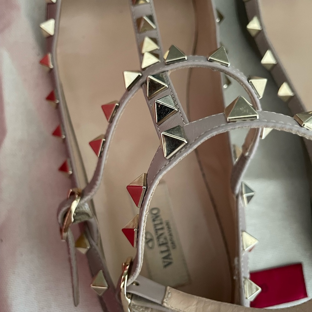 VALENTINO ROCKSTUD LEATHER FLATS - Picture 4 of 16